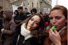 Nastavljeni protesti, najavljena blokada Autokomande na 24 sata