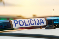 Ratar iz Zagreba i kontrolor iz Splita glumili policajce da bi opljačkali penzionera