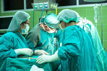 Srpski ljekari se sreli sa rijetkim slučajem: Trudnici izvađen tumor od 21 cm