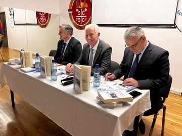 U Beču promovisana knjiga Sredoja Novića "od Detlaka do Ist Rivera"